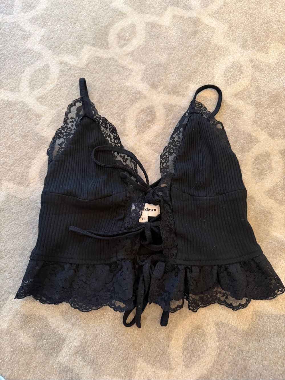 superdown Black Lace-Trim Ribbed Bandeau Camisole